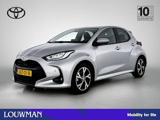 Toyota Yaris 1.5 Hybrid 115 Dynamic Comfort Pack | BTW voertuig | Dodehoek detectie | Parkeersensoren voor+achter | Stoel+stuurverwarming | Draadloze telefoonlader |