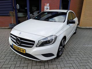 Mercedes-Benz A-klasse 180 PRESTIGE, PDC V+A, Stoelverw, Navi, Achteruitrijcamera