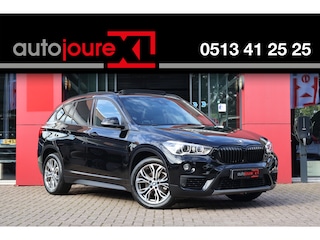 BMW X1 sDrive18i High Executive | Origineel NL | Shadow Line | HUD | Panoramadak | Leder |