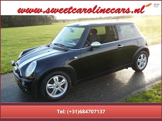 Mini Mini 3-Deurs 1.6 Salt "checkered flag" Edition INRUILKOOPJE!!