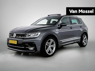 Volkswagen Tiguan 1.5 TSI Comfortline Business 130 PK | R-Line exterieur | Panoramadak | Navigatie | Climate Control | Parkeersensoren  | Digital Cockpit | Apple Carplay | Android Auto | 19"Lichtmetalen velgen |