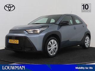 Toyota Aygo Hybrid 115 play | BTW voertuig | Apple CarPlay/Android Auto | Climate Control | Cruise Control Adaptive | Achteruitrijcamera | Bluetooth | Elektrische ramen voor | Elektrisch verstelbare buitenspiegels | fotostudio