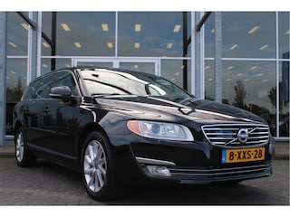Volvo V70 T4 180PK Automaat Summum | Afn. Trekhaak | Schuif/kanteldak | BLIS | El. Voorstoelen | Adapt. Cruise | El. Achterklep |