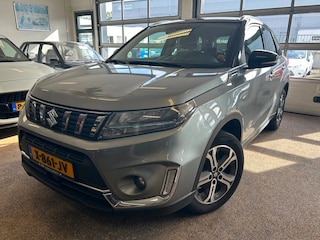 Suzuki Vitara 1.4 Boosterjet Style Smart Hybrid| Carplay| All Season| 10 jaar garantie!