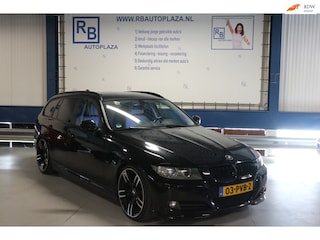BMW 3-serie Touring 318i LEER / VELG / FACELIFT / BLACK PACK ! ! !