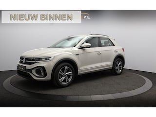 Volkswagen T-Roc 1.0 TSI R-Line Dealeronderh. / Stoelverwarming / Smartphone Integratie / Parkeerhulp voor- en achter / DAB+