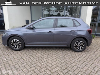 Volkswagen Polo 1.0 TSI Life Business