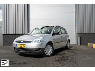 Ford Fiesta 1.25-16V|Nieuw APK|Trekhaak|Beurt gehad|