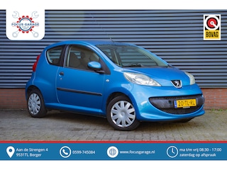 Peugeot 107 1.0-12V XS Airco NAP Nieuwe apk
