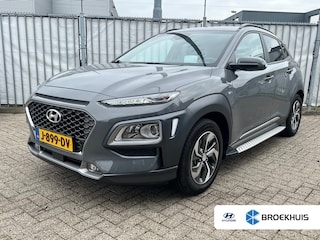 Hyundai Kona 1.6 GDI HEV 141pk Fashion | Premium Audio | Trekhaak | Side Steps | Schuifdak | Climate controle | Dodehoek detectie | Head-up display | Navigatie | Keyless entry | Adaptive cruise controle