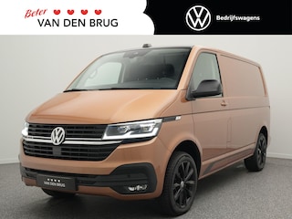 Volkswagen Transporter 2.0 TDI 204 pk Edition 4-Motion | Edition Pakket | Navigatie | Adaptive Cruise controil | Airco | App connect | LED | Camera | Digital cockpit | PDC | Afneembare Trekhaak | Bijrijders bank | Betimmering |