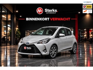 Toyota Yaris 1.5 Hybrid Dynamic NAVIGATIE LM VELGEN