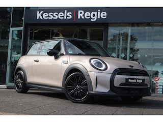 Mini Cooper 3-Deurs 1.5 Camden Plus Edition | Pano | H&K | Camera | HUD | Navi | LED
