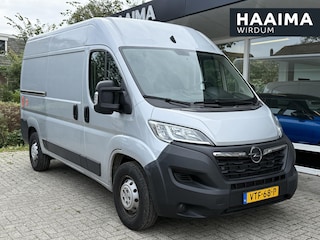 Opel Movano 2.2D 140 Zwaar L2H2 3.5t | 3 Zitplaatsen | Elektrische Laadklep | Achteruitrijd Camera | Laadruimte Betimmering | Airco & Cruise Control |