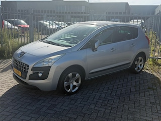 Peugeot 3008 1.6 VTi Première NL AUTO NAP! TREKHAAK l AIRCO l CRUISE l HEAD UP l PDC l LMV! NIEUWE APK l GOED ONDERHOUDEN!