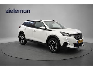 Peugeot 2008 1.2 PureTech Allure Pack - Carplay, Clima, Cruise, Half Leer