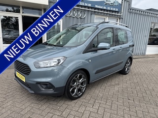 Ford Tourneo Courier 1.0 Titanium