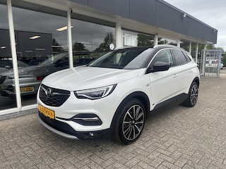 Opel Grandland X 1.6 Turbo Hybrid4 Ultimate LEDER,CARPLAY,STOELKOELING!