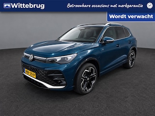 Volkswagen Tiguan 1.5 eHybrid 272pk R-Line Edition / Panoramadak / 360 Camera / Leder Varenna / Memory / Harman Kardon / Head-up display / Zwenkbare trekhaak /