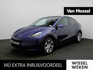 Tesla Model Y LONG RANGE AWD 75 KWH VERWACHT !! | PANORAMADAK | ELEKTRISCHE KOFFERKELP | LEDEREN BEKLEDING | STOELVERWARMING | STUURWIELVERWARMING | PARKEERSENSOREN VOOR + ACHTER | CAMERA | 12 MAANDEN BOVAG GARANTIE |