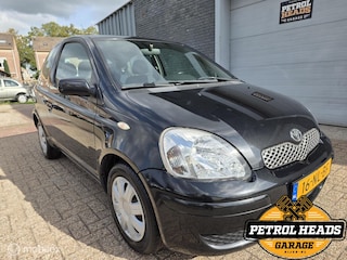 Toyota Yaris 1.3 VVT-i Sol Airco | APK 7-2027 | Netjes!