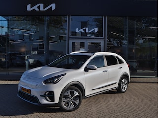 Kia Niro e-Niro ExecutiveLine 64 kWh | Leder | Stoelventilatie | JBL | Schuifdak | Stoelverwarming | tot 10 jaar Garantie! |