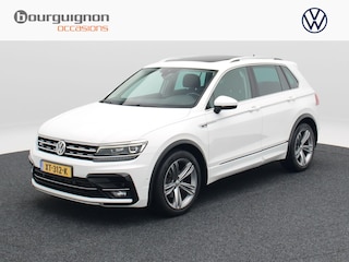 Volkswagen Tiguan 1.5 TSi ACT 150 Pk Automaat R line | Stoelverwarming | Panorama dak | Camera | Trekhaak | Keyless | 19 Inch | 160.773 Km !!