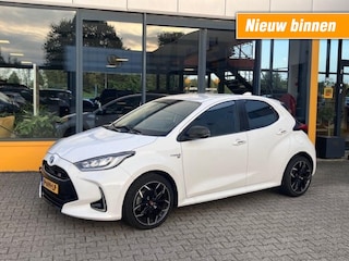 Toyota Yaris 1.5 Hybrid Sport - Navi/Applcarplay/Android auto - camera - LM 17