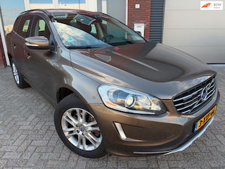 Volvo XC60 2.0 D4 FWD Summum / Navi / PDC / Memory / Blis / AUT / Stoelverw