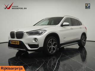 BMW X1 sDrive20i Centennial High Executive Automaat 192PK - Lederen bekleding - Panoramadak - Stoelverwarming - 18 inch LM velgen - 12 maanden garantie