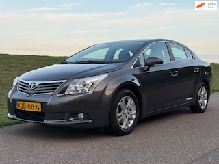 Toyota Avensis 1.8 VVTi Business | Navi | Automaat | Leder | Bluetooth