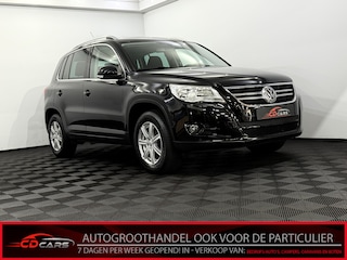 Volkswagen Tiguan 1.4 TSI Sport&Style Clima, Parkeersensoren, Navi, Cruise control, A start stop, Lichtmetalen velgen, Mistlamp