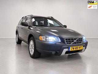 Volvo XC70 2.5 T Summum Nieuwe APK.