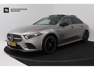 Mercedes-Benz A-klasse 250 e (PANORAMADAK, ELEKT. STOELEN, SFEERVERLICHTING, ADAPTIEVE CRUISE)