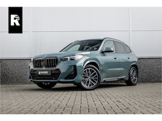 BMW X1 xDrive30e Pano / Leder / Harman Kardon / 360 camera / Head-up / Massage stoel /