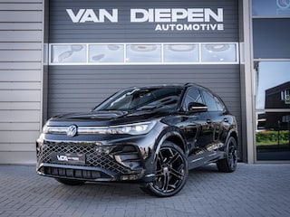 Volkswagen Tiguan 1.5 eTSI R-Line Edition | Pano | Leer | Trekhaak