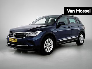 Volkswagen Tiguan 1.5 TSI Life Business 150 PK | Automaat | Navigatie | Trekhaak | Parkeersensoren | Stoelverwarming | Stuurverwarming | Adaptive Cruise Control | Apple Carplay | Android Auto | Climatronic |