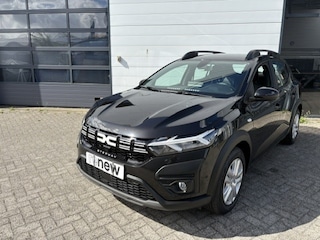 Dacia Sandero Stepway 1.0 TCe 100 PK ECO-G Expression | Pack assist | NAV | Camera achter | Handsfree starten en openen |