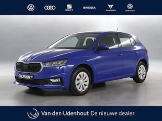Skoda Fabia 1.0 TSI 95pk Essence / Navigatie via App Connect / Parkeersensoren