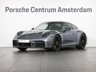 Porsche 911 Carrera 4 GTS