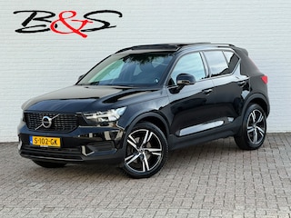 Volvo XC40 2.0 T4 R-Design Automaat Pano Trekhaak Camera Adaptive Cruise Leder Carplay Harman/Kardon All-Season banden