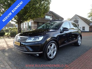 Volkswagen Touareg 3.0 TDI R-line / ACC / LUCHTVERING / 360* CAMERA / PANO / TREKHAAK / MEMORY