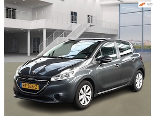Peugeot 208 1.2 VTi Access PSENSOR NAVI CRUISE 2 X SLEUTELS