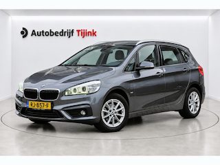 BMW 2-serie Tourer 218i Corporate Lease High Executive | Automaat | LED | Navi | Stoelverwarming | Elek. achterklep | Leder | Sportstoelen | HUD | Cruise | All-seasons |