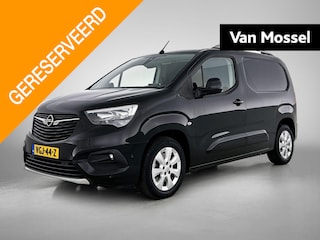 Opel Combo 1.5D L1H1 Innovation | Automaat | Trekhaak | Camera | Navigatie | Lichtmetalen velgen