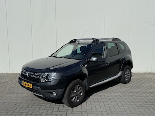 Dacia Duster 1.2 TCe 4x2 Prestige Clima - Leder - Navigatie - Pdc - Afn.Trekhaak