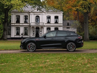 Maserati Levante 3.8 V8 Trofeo | VERWACHT | Facelift | Pano-dak | Carbon | Stoelventilatie | Harman/Kardon