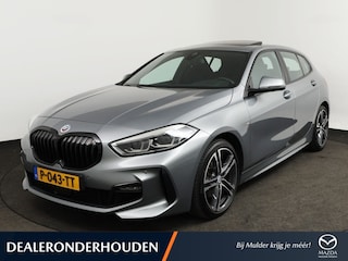 BMW 118i Business Edition | M-Sport • Schuifdak • LED • CarPlay • Sportstoelen