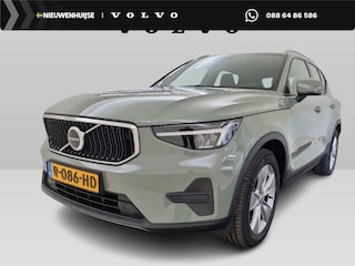Volvo XC40 2.0 B3 Core | Cruise Control | Trekhaak | Parkeercamera | DAB+ | Uitschuifbare Beensteunen | 4-Seizoenenbanden |