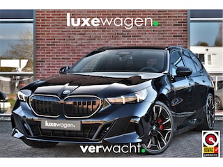 BMW 5-serie Touring 530e xDrive M-Sport Pro Pano Trekh 360 HUD H/K 20inch
